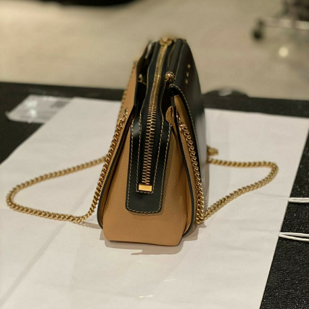VBH HandBag - Picture 5 of 6